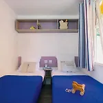 Homair Mobil-homes Les Avignon * Villeneuve-lès-Avignon