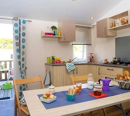Kemp Homair Mobil-homes Les Avignon Villeneuve-lès-Avignon