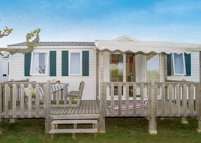 Κάμπινγκ Homair Mobil-homes Les Avignon Villeneuve-lès-Avignon
